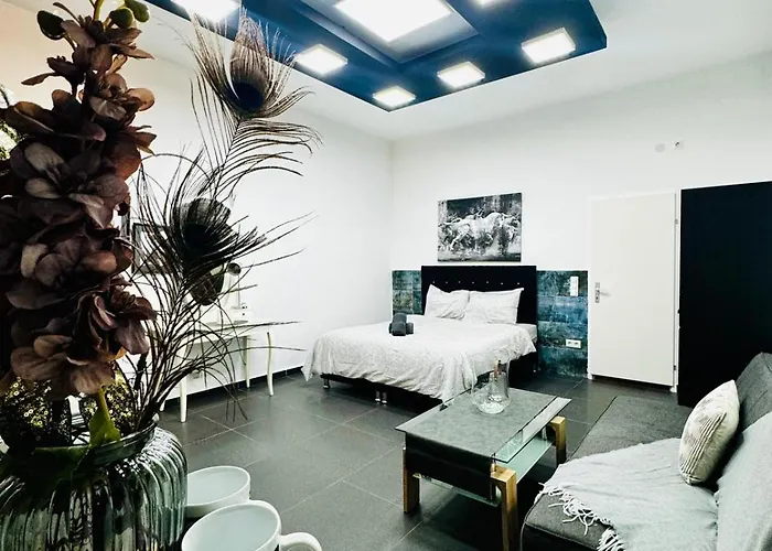 Studio Apartment For 3 People, 15 Minutes To Rathausplatz